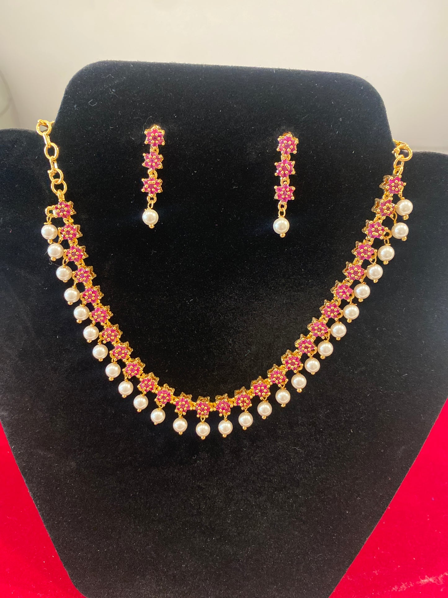 Beautiful Red Stones And white Pearls Gold Plated Necklace With Earrings