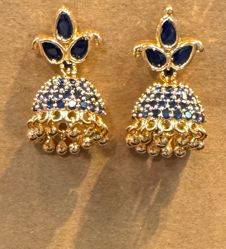 Fantastic Flower Shaped Gold Plated Earrings With Blue Color Stones For Women
