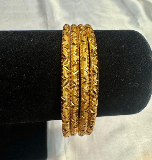 Attractive Gold Plated Designer Wear Bangles For Women