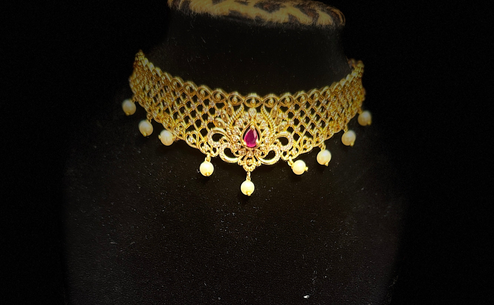 Dark Pink And White Color Stones Gold Plated Choker With Earrings Near Me