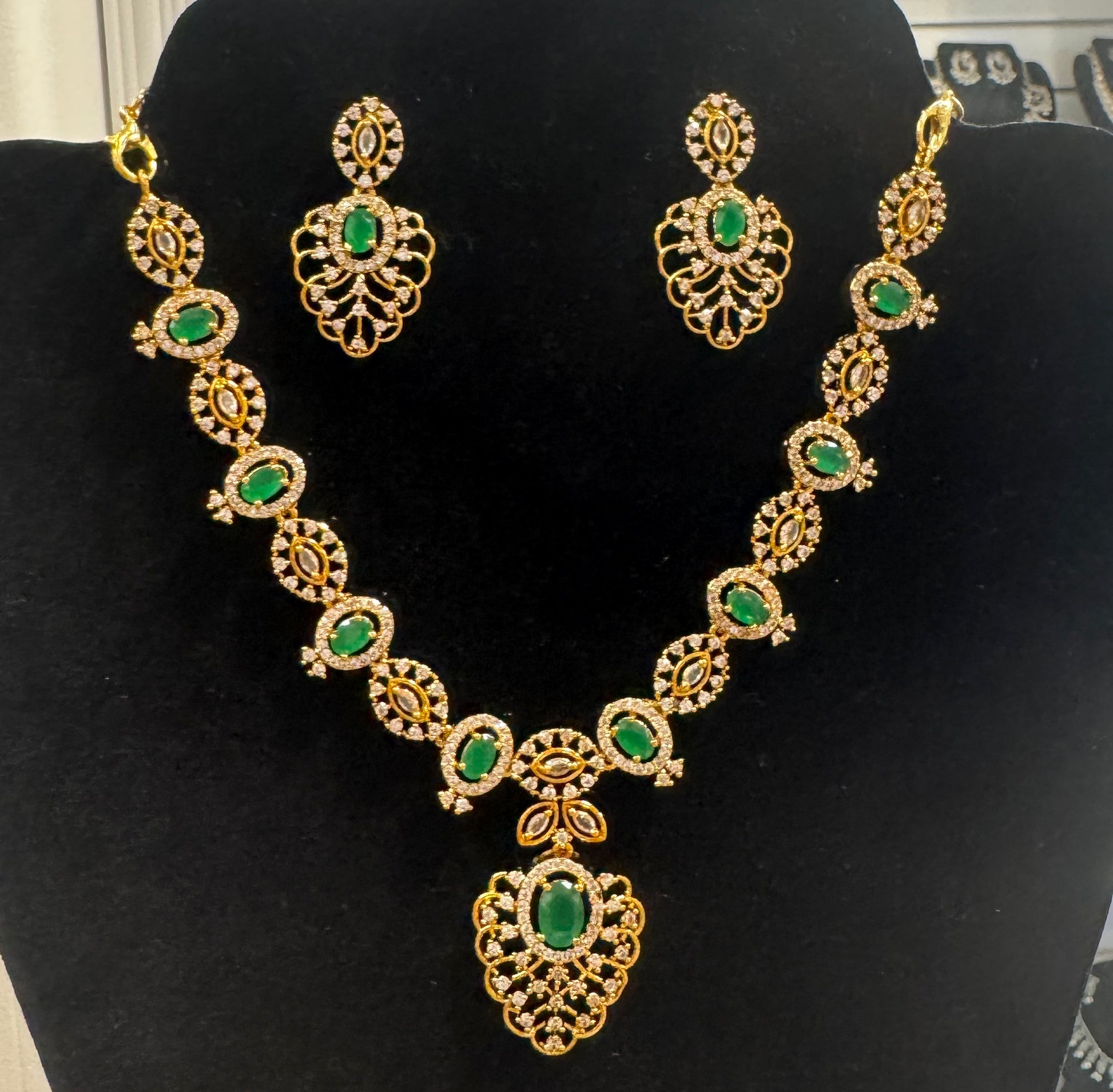 Gold Plated Designer Necklace With Earrings In USA