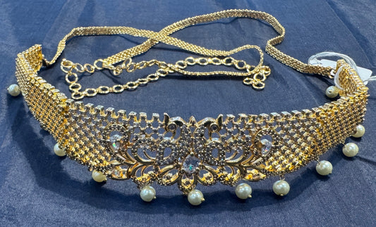 Beautiful Gold Plated Saree Belt With Flower Shape & White Stones