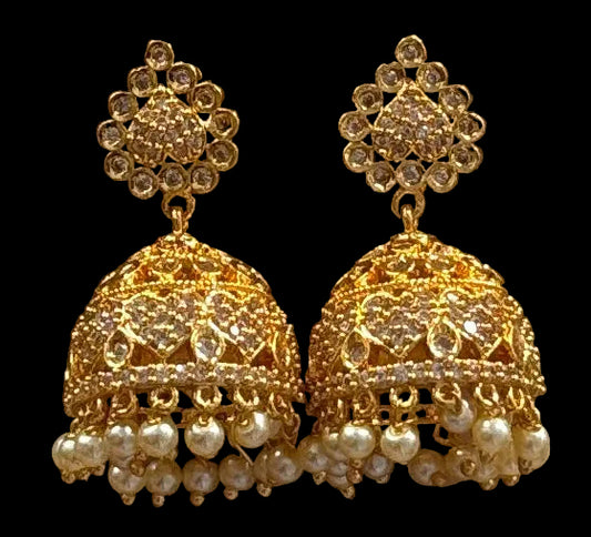 Marvelous Gold plated Earrings With Pearls For Women