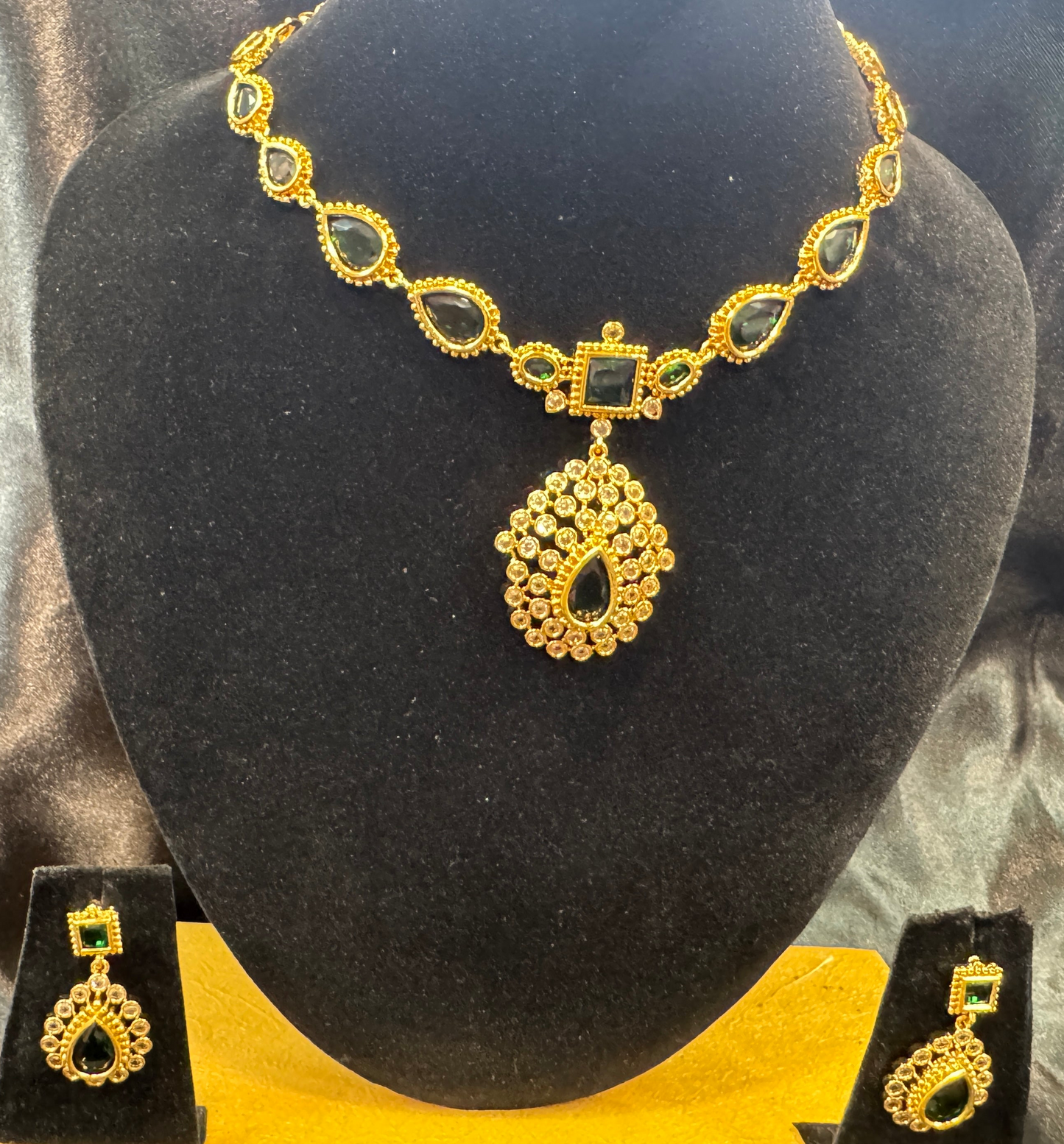 Dark Green Color Stones Gold Plated Necklace With Earrings Set For Women Near Me
