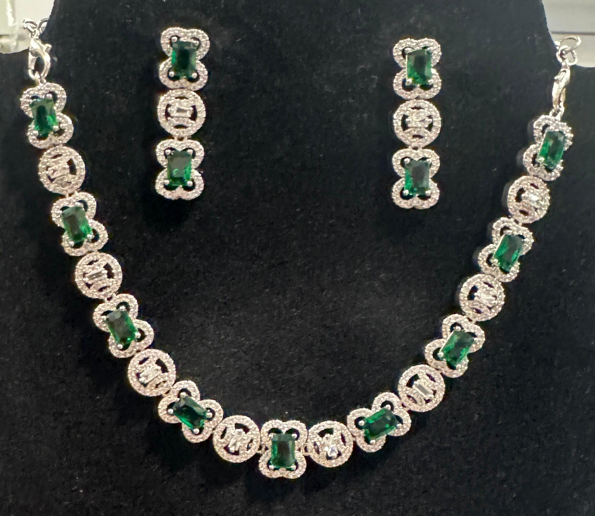 Fabulous Green Stone Embedded American Diamond Necklace With Earings Set