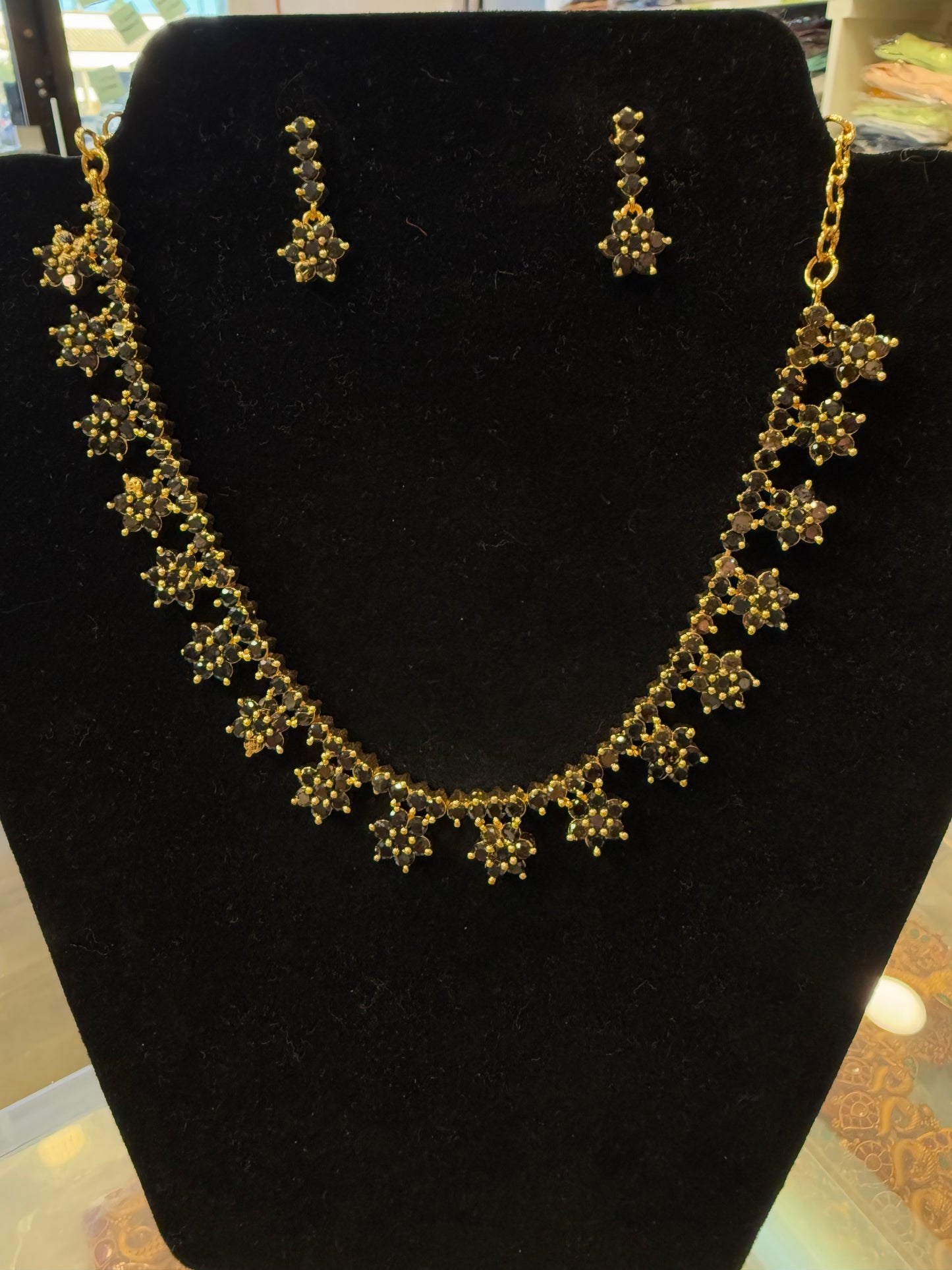 Sparkling Black Stone Design Gold Plated Necklace With Earrings