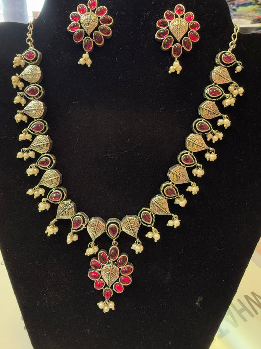 Alluring Hot Pink Floral Designed Silver Plated Oxidized Necklace Set With Earrings And Pearl Beads