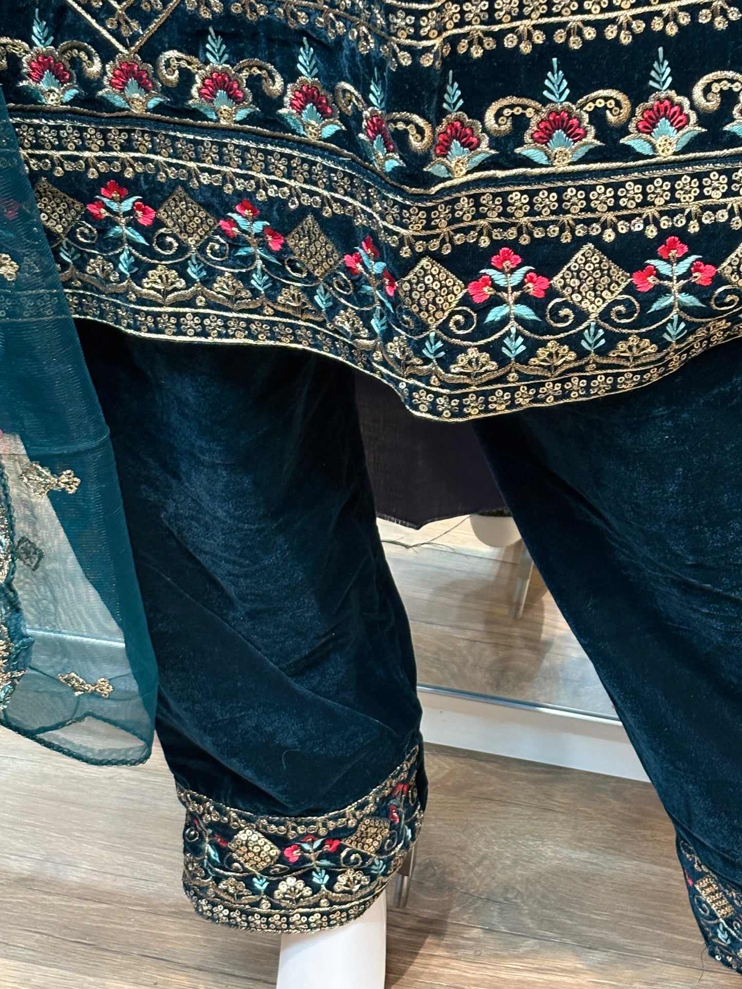 Stunning Dark Green Color Velvet With Embroidery Salwar Suits With Dupatta For Women