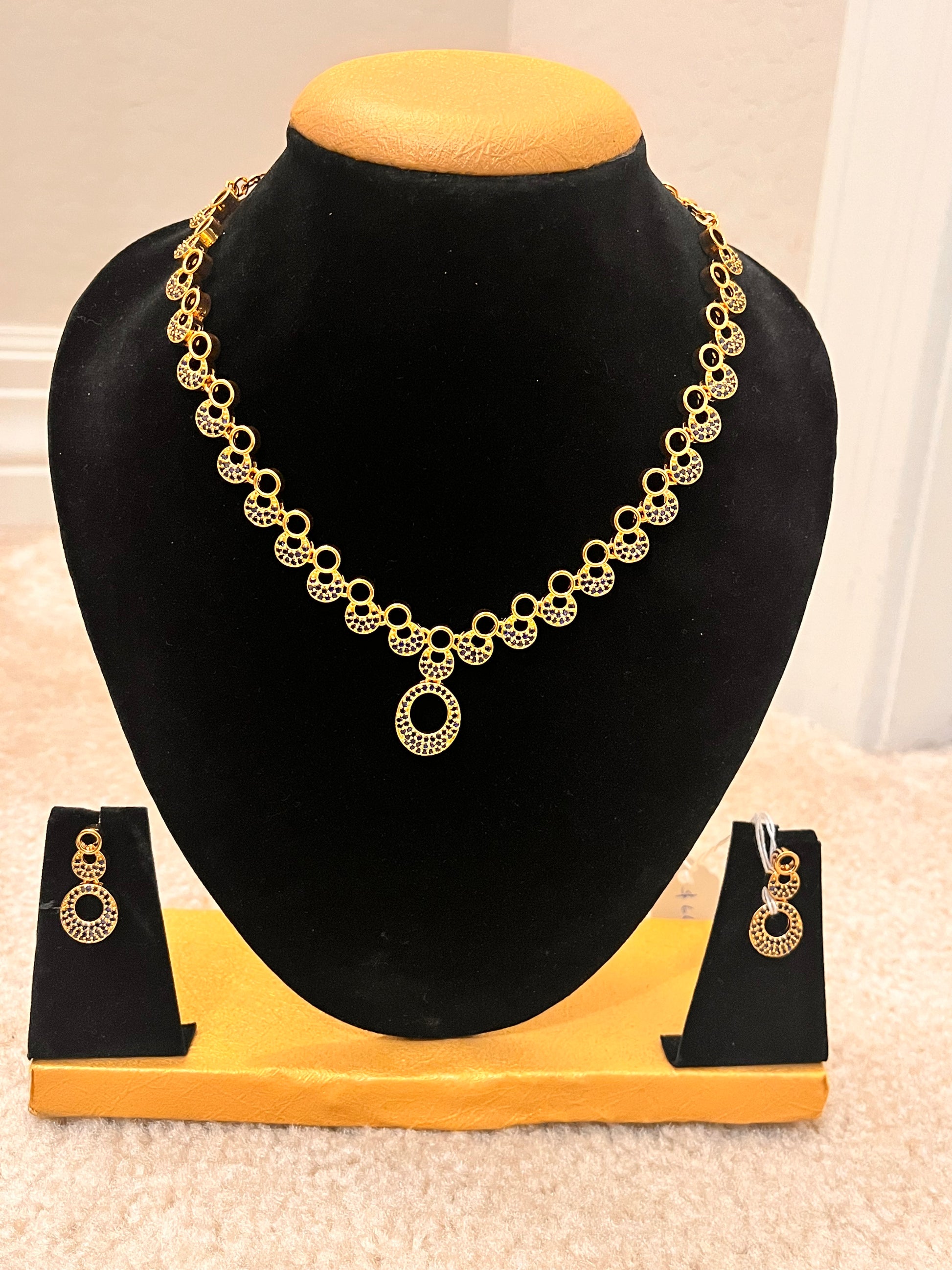 Gold Plated And Blue Stoned Necklace Set Near Me