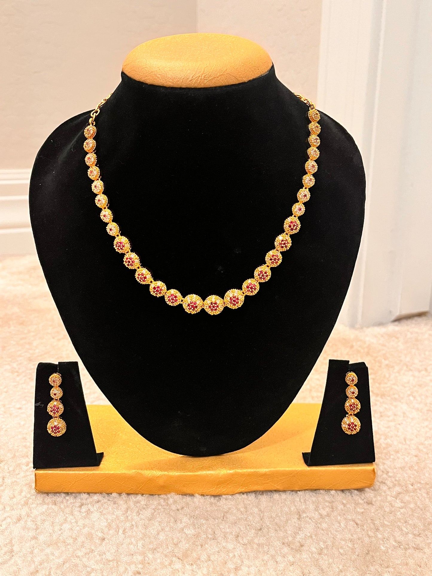 Stunning Gold Plated And Pink White Stoned Necklace Set For Women