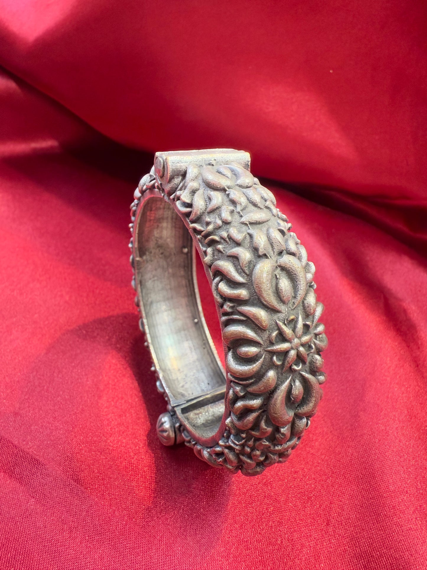 Charming Tribal Oxidized Silver Ethnic Open Bridal Kada Cuff Bracelet