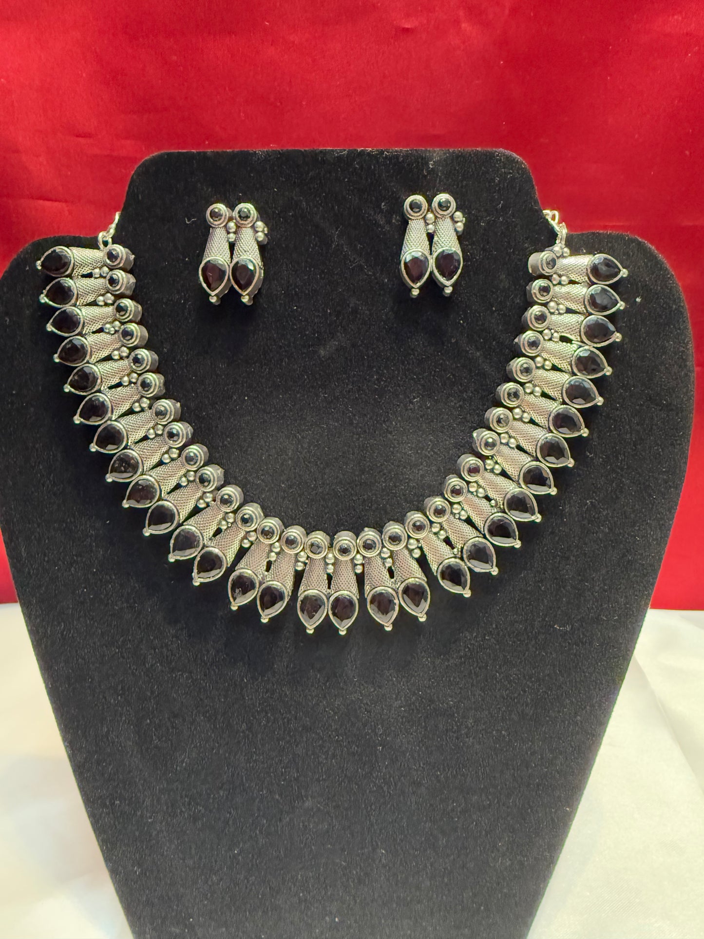  Necklace With Earrings In Yuma