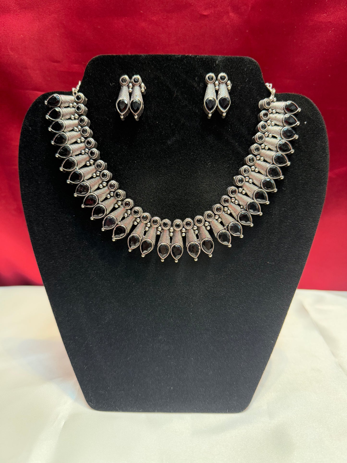 Oxidized Necklace With Earrings In Chandler