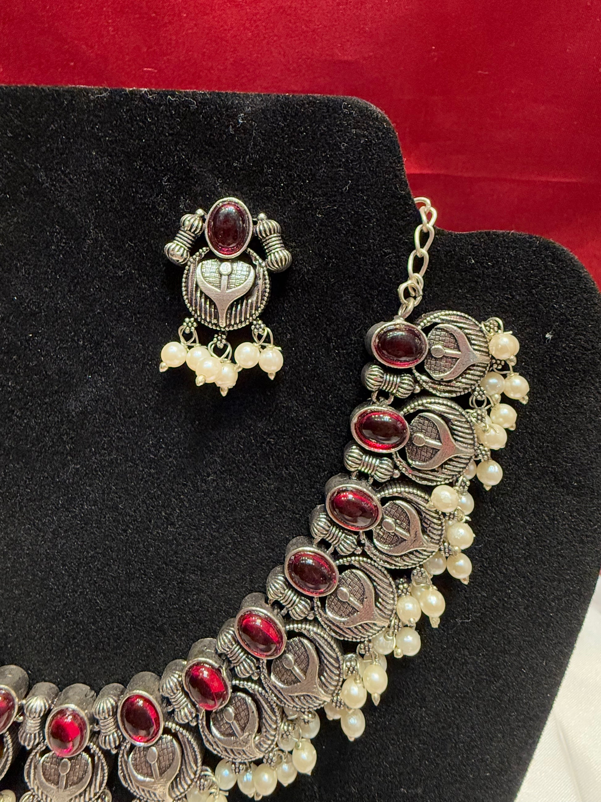 Maroon Stone Beaded Necklace With Earrings In Chandler