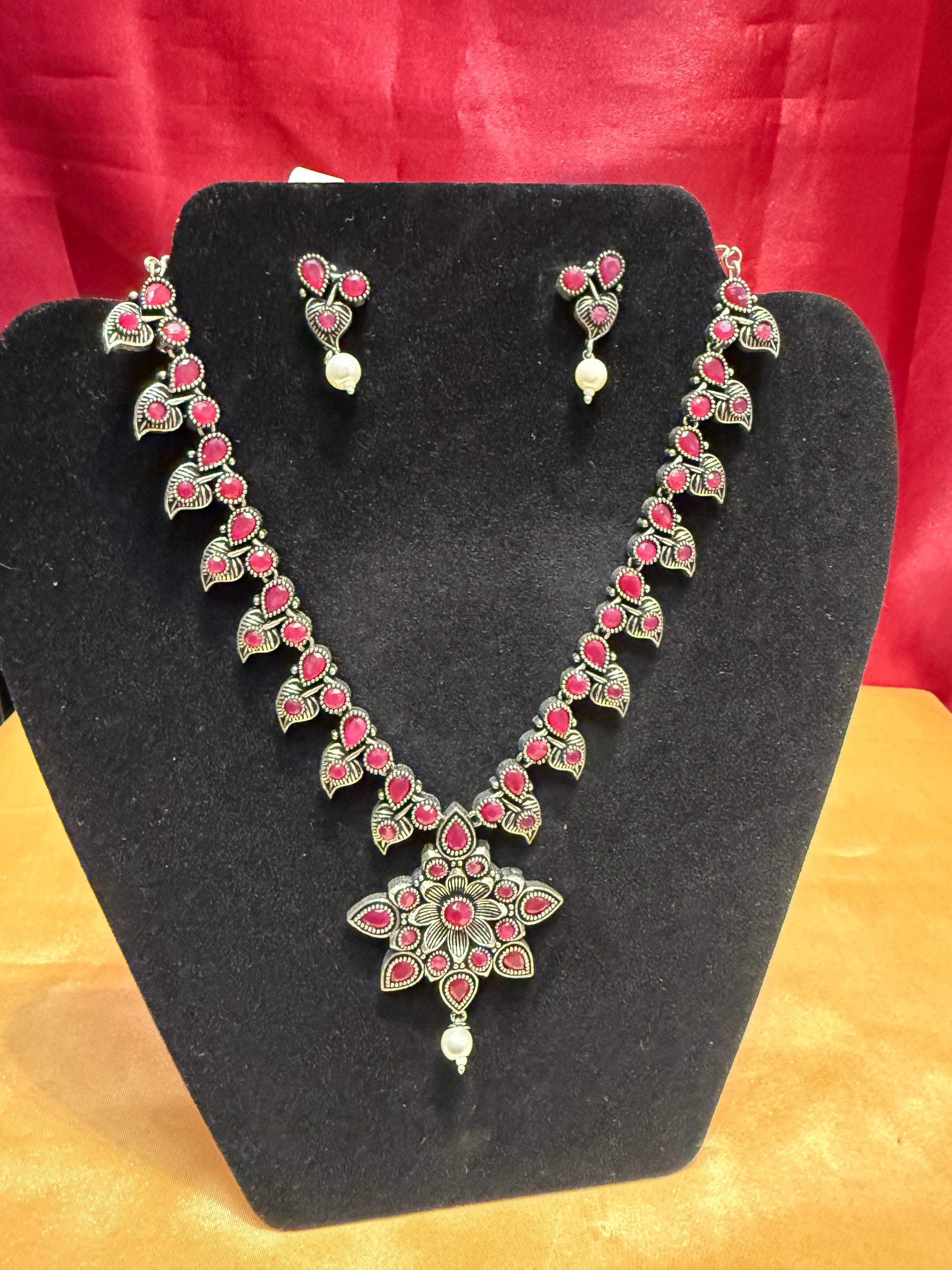 Oxidized Flower Design Necklace With Earrings Set In Peoria 