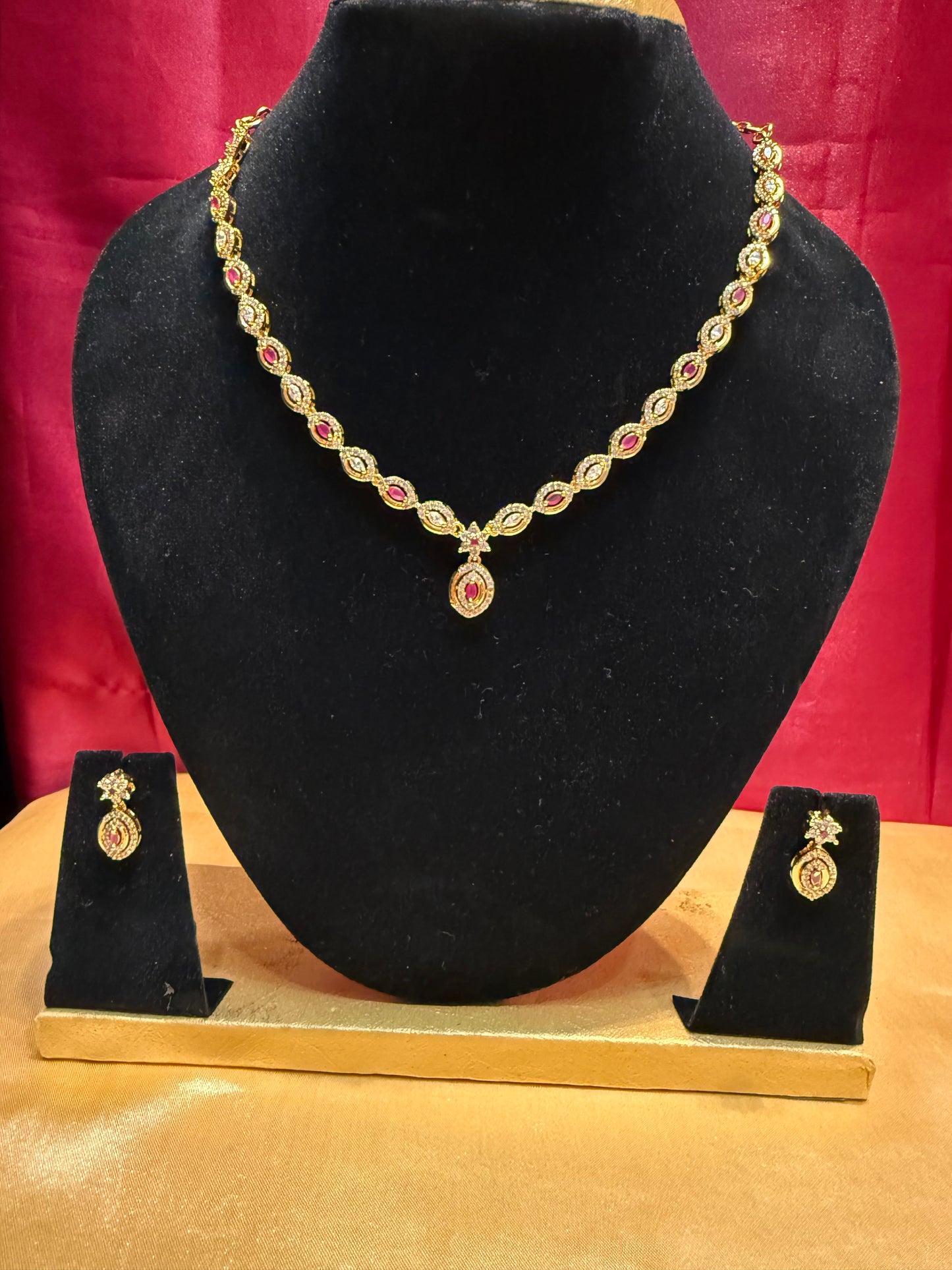 Gold Plated Necklace And Earrings In Surprise