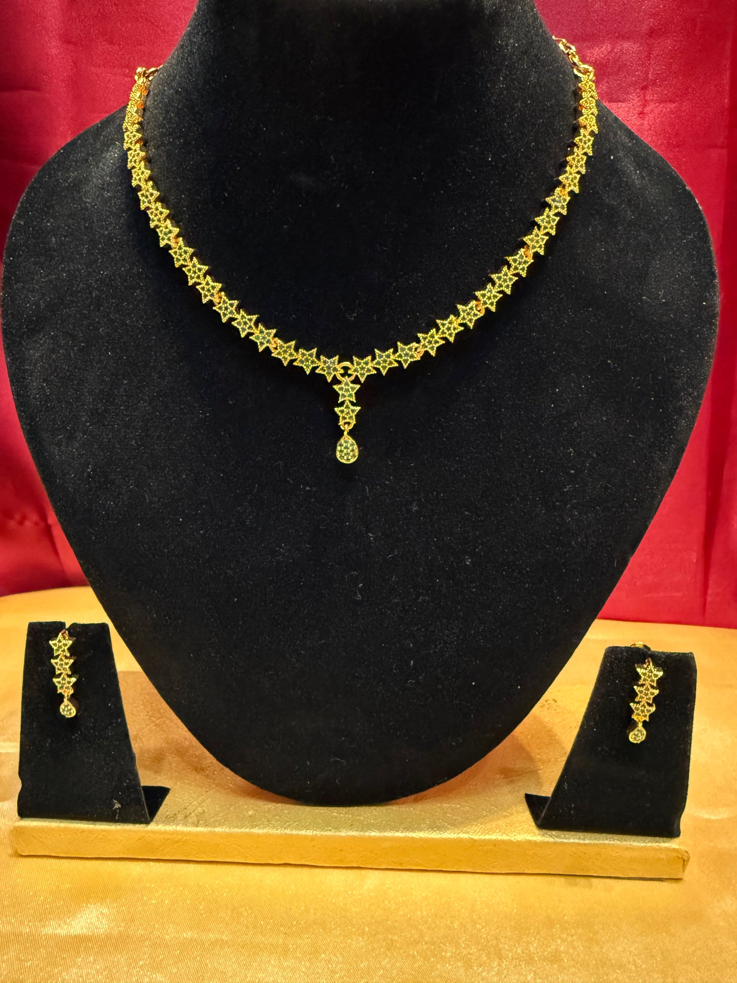 Attractive Gold Plated With Beautiful Green Stones Necklace And Earrings