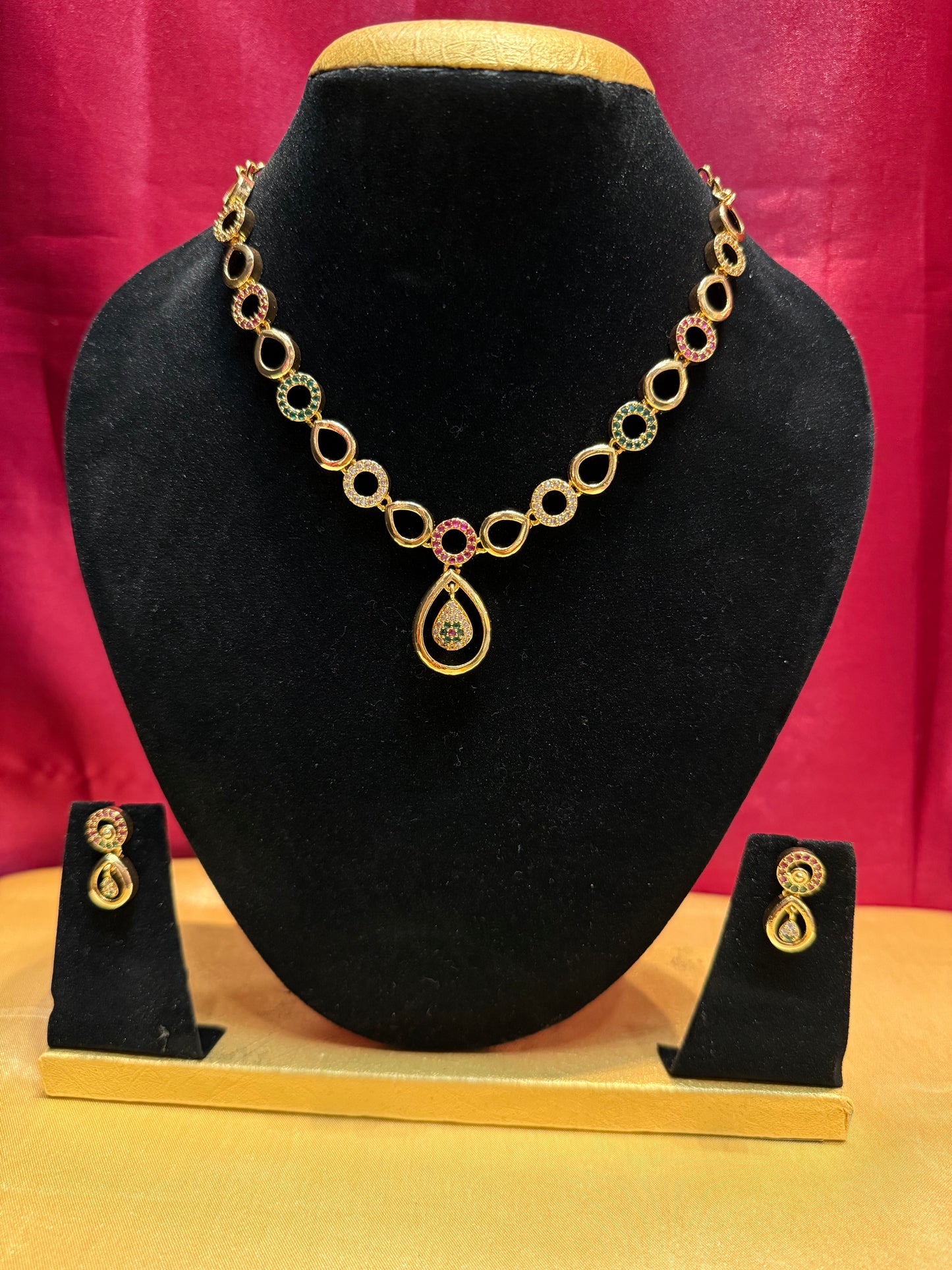 Gold Plated Necklace With Earrings Set In Peoria