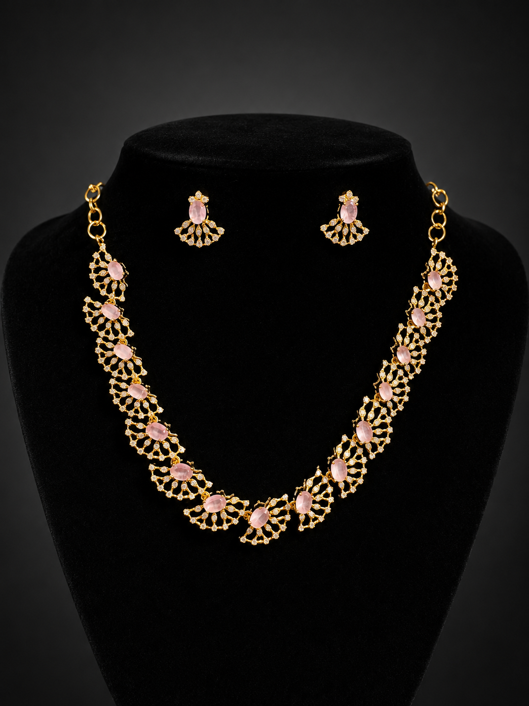 Attractive Gold Plated Light Pink Stone Necklace Set with Earrings