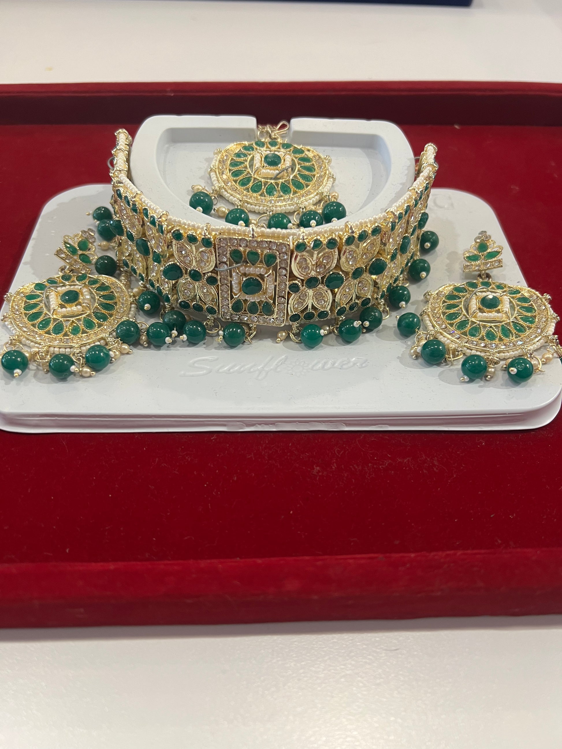 Attractive Green and White Stones Choker With Maang Tikka And Earrings For Women