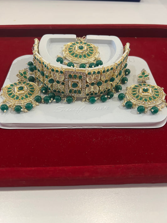 Attractive Green and White Stones Choker With Maang Tikka And Earrings For Women