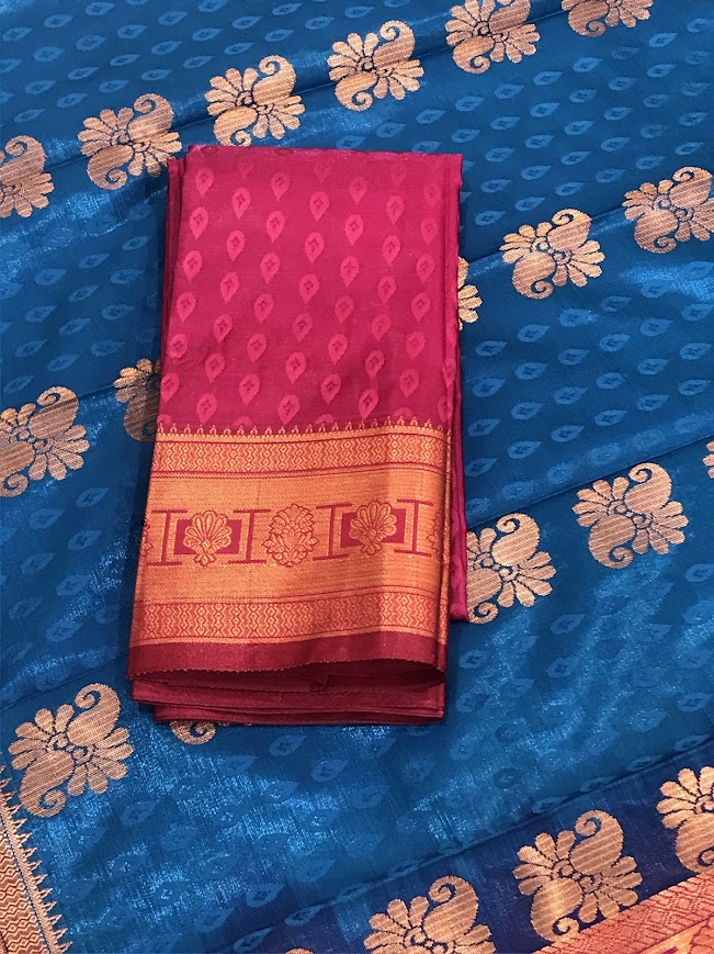 Silk Saree With Contrast Pallu And Contrast Blouse For Women