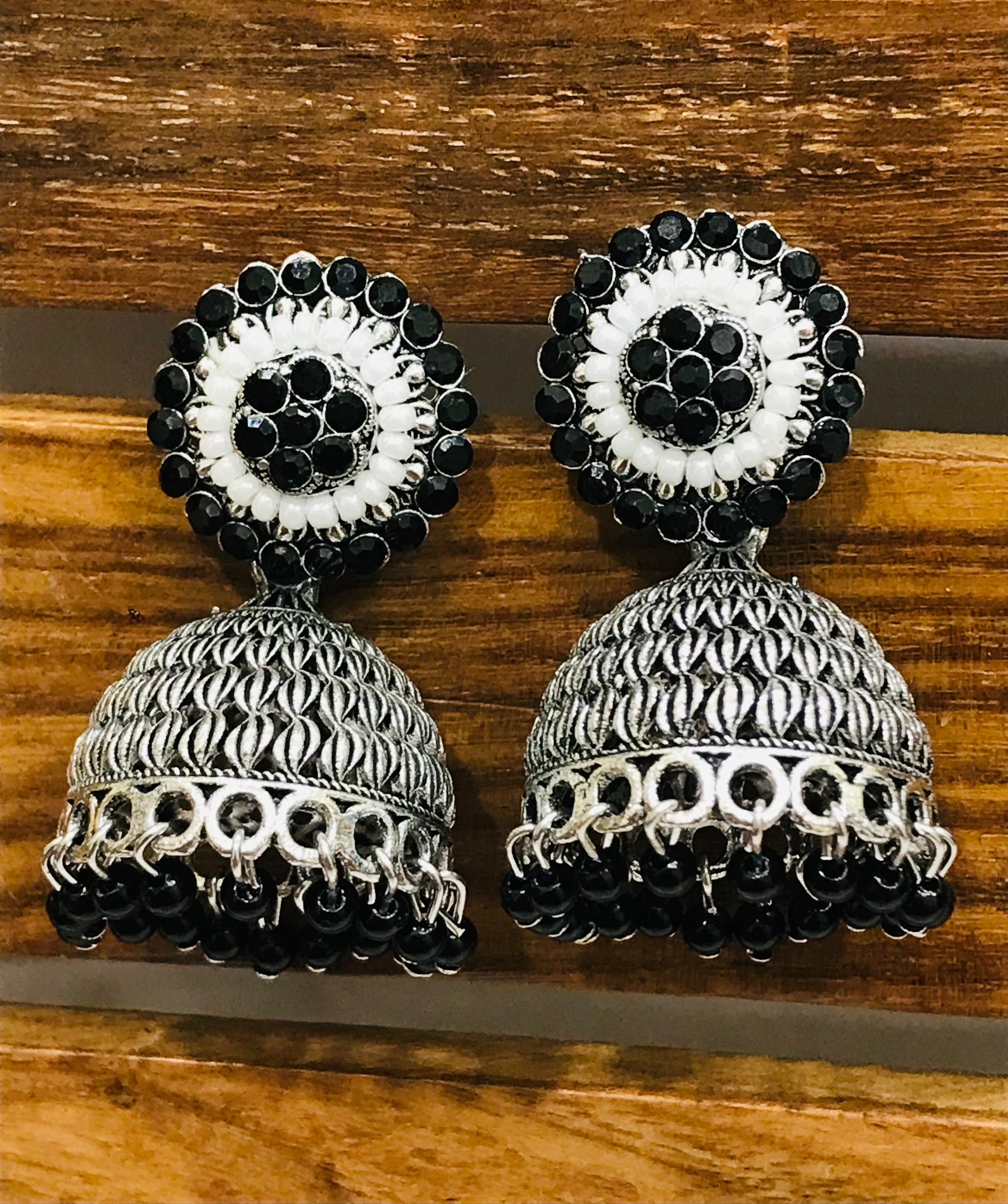 Elegant Stone And Beaded Work Earrings In Peoria