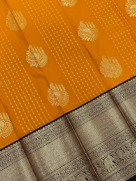 Gold Zari Work Saree In Suncity