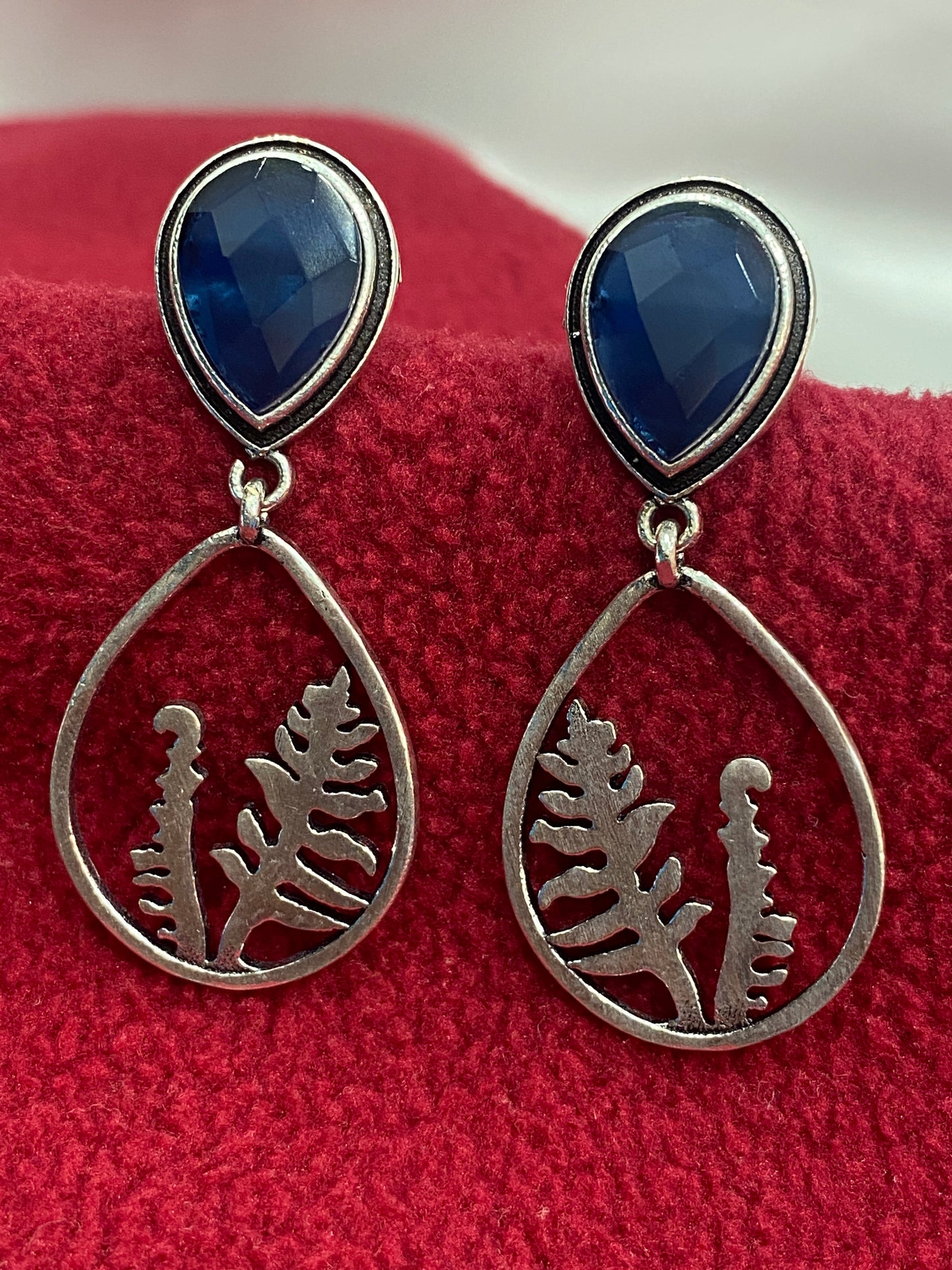 Charming Blue Color AD Stone Beaded Silver Plated Round Shaped Light weight Oxidized Earrings