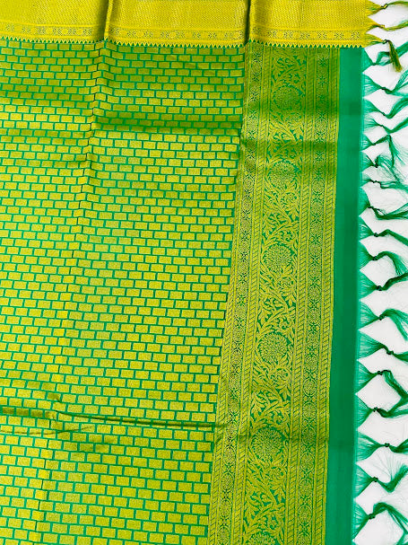 Attractive Green Color Pure Kanchi Silk Saree For Women In Casa Grande