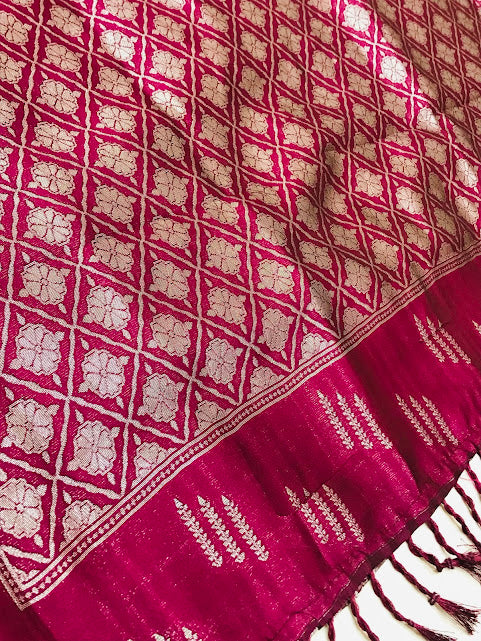 Elegant Art Silk With Contrast Border Saree In Skull Valley
