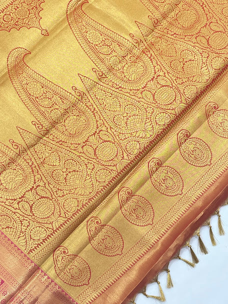 Gold Zari Saree In Yuma