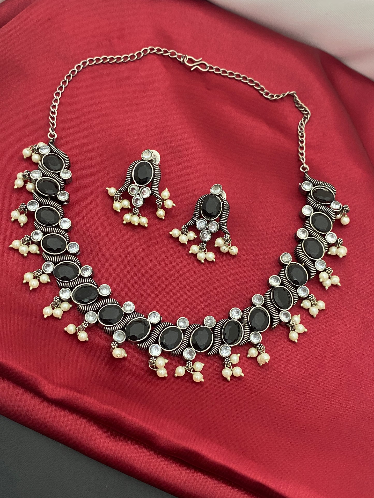 New Trendy Oxidized Pearl Beaded Set Near Me