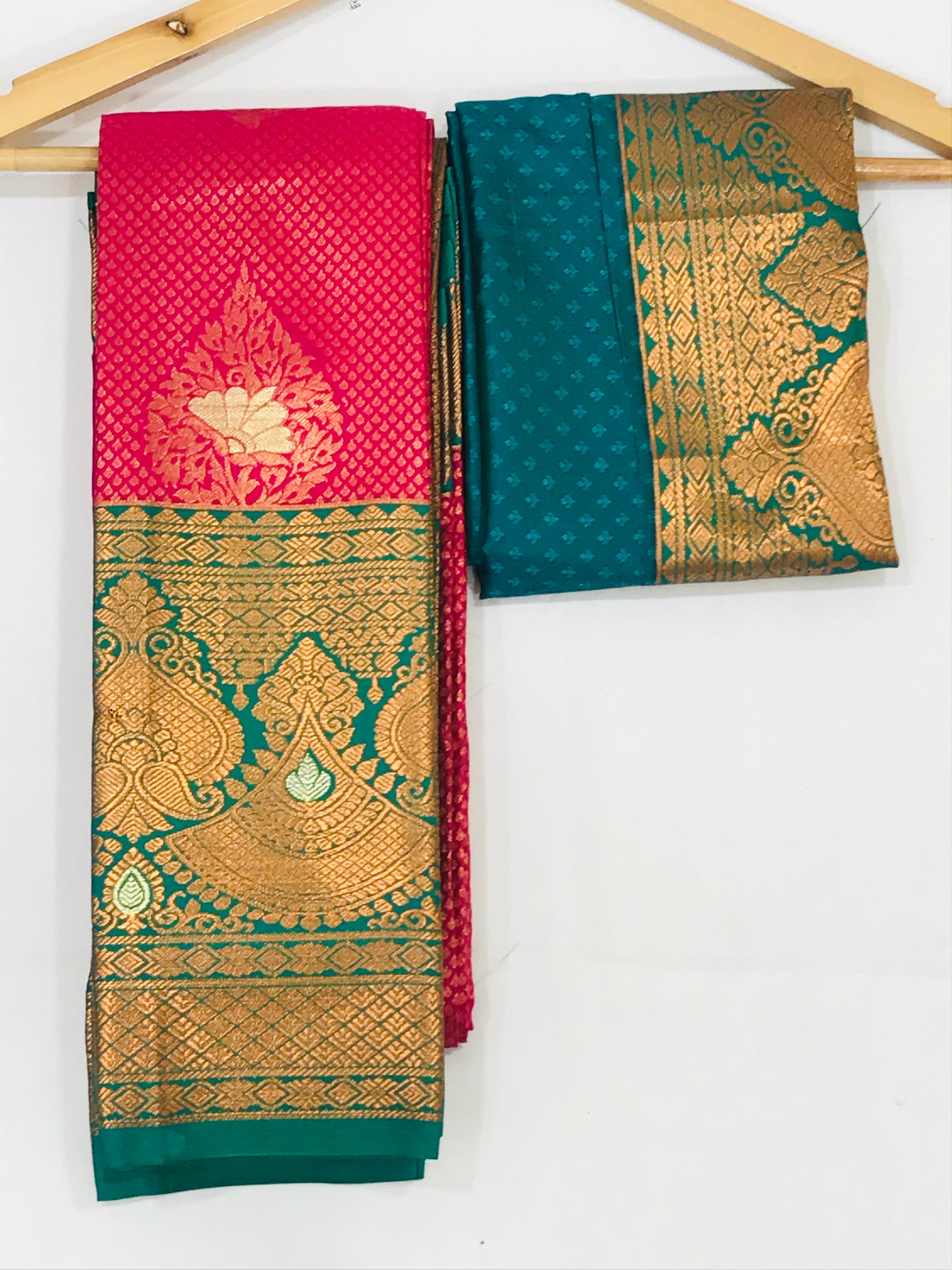 Alluring Pink With Green Colored Art Silk Saree For Women In USA