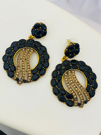 Gorgous Antique Gold Black Stoned Earrings For Women