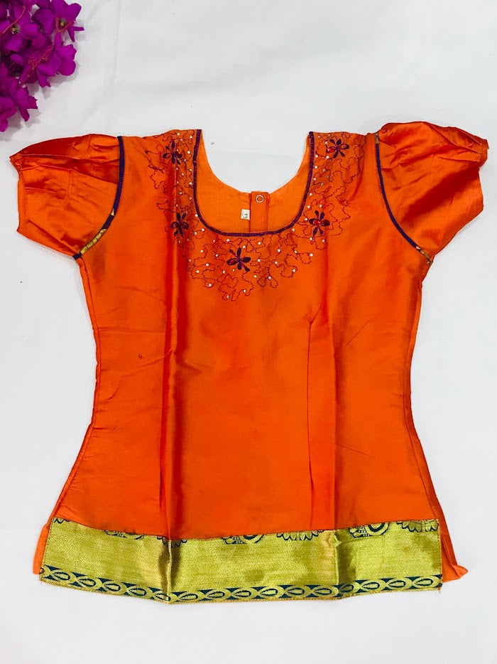 Langa Set With Embroidery Work On Neck In Phoenix