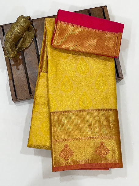 Floral Motifs Art Silk Saree With Gold Zari Work For Women Near Me