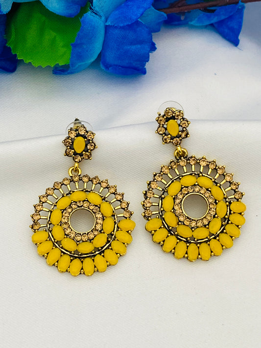 Lovely Yellow Stone Antique Gold Earrings