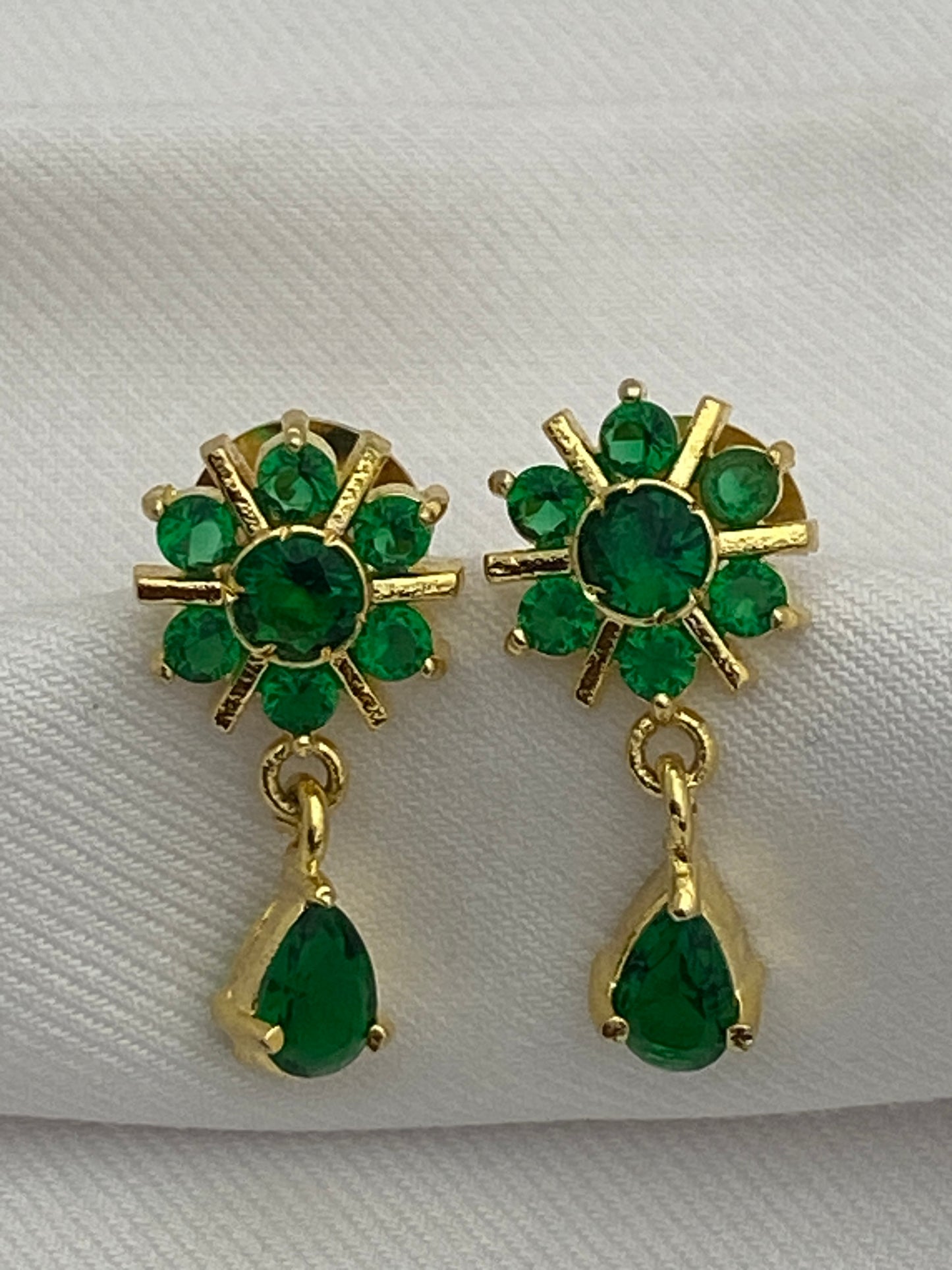 Beautiful Green Stoned Earrings Near Me