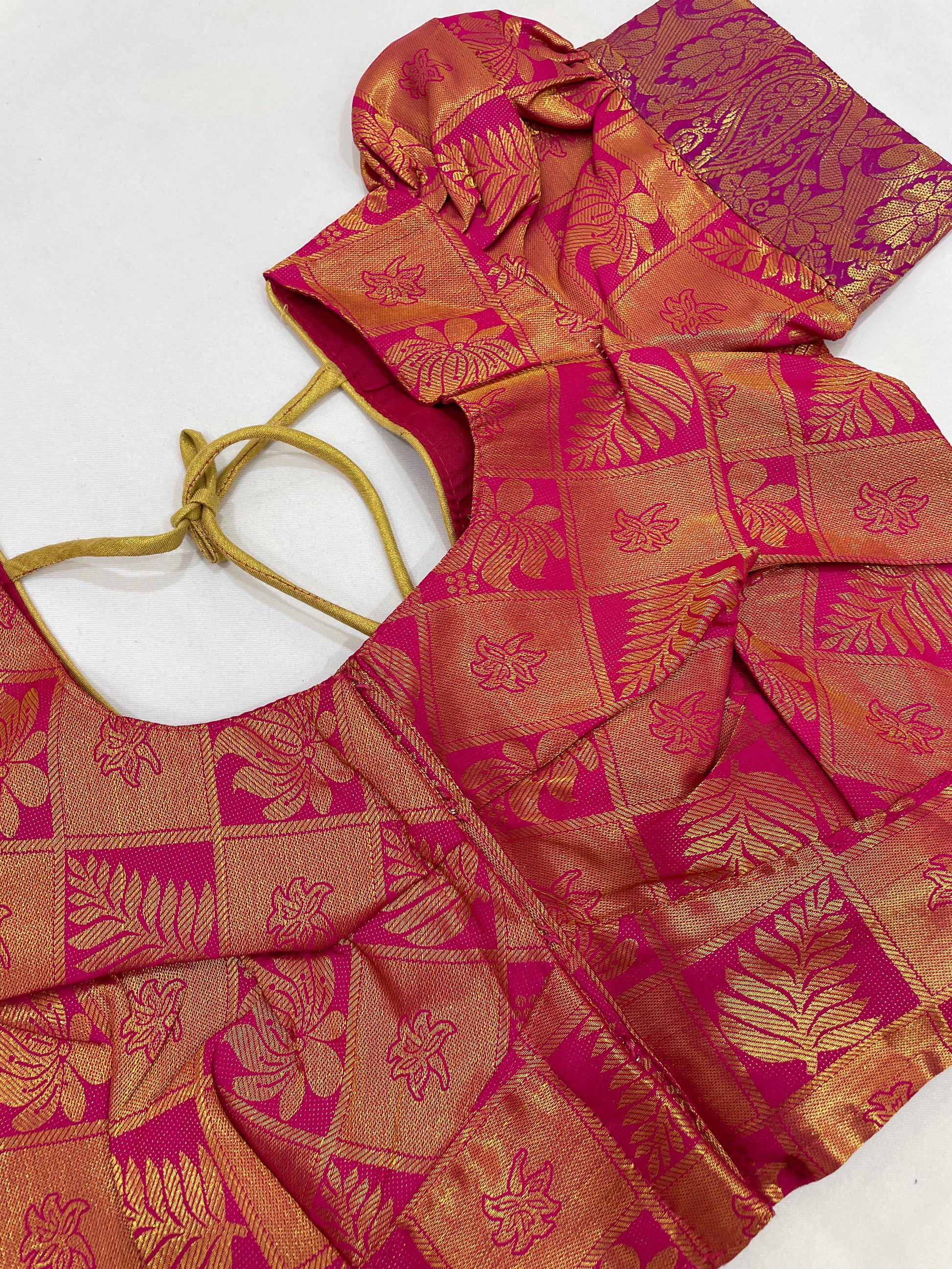 Pink Colored Art Silk Half Saree Set With Zari Work In Suncity