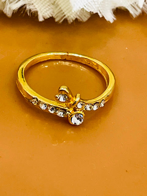 Gold Plated White Stone Work Ring In Yuma