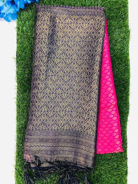 Appealing Pink Color Soft Silk Saree And Contrast Pallu With Fancy Tassels In Chandler