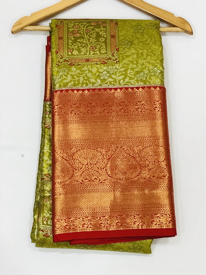 Floral Designed Art Silk Saree In Yuma 