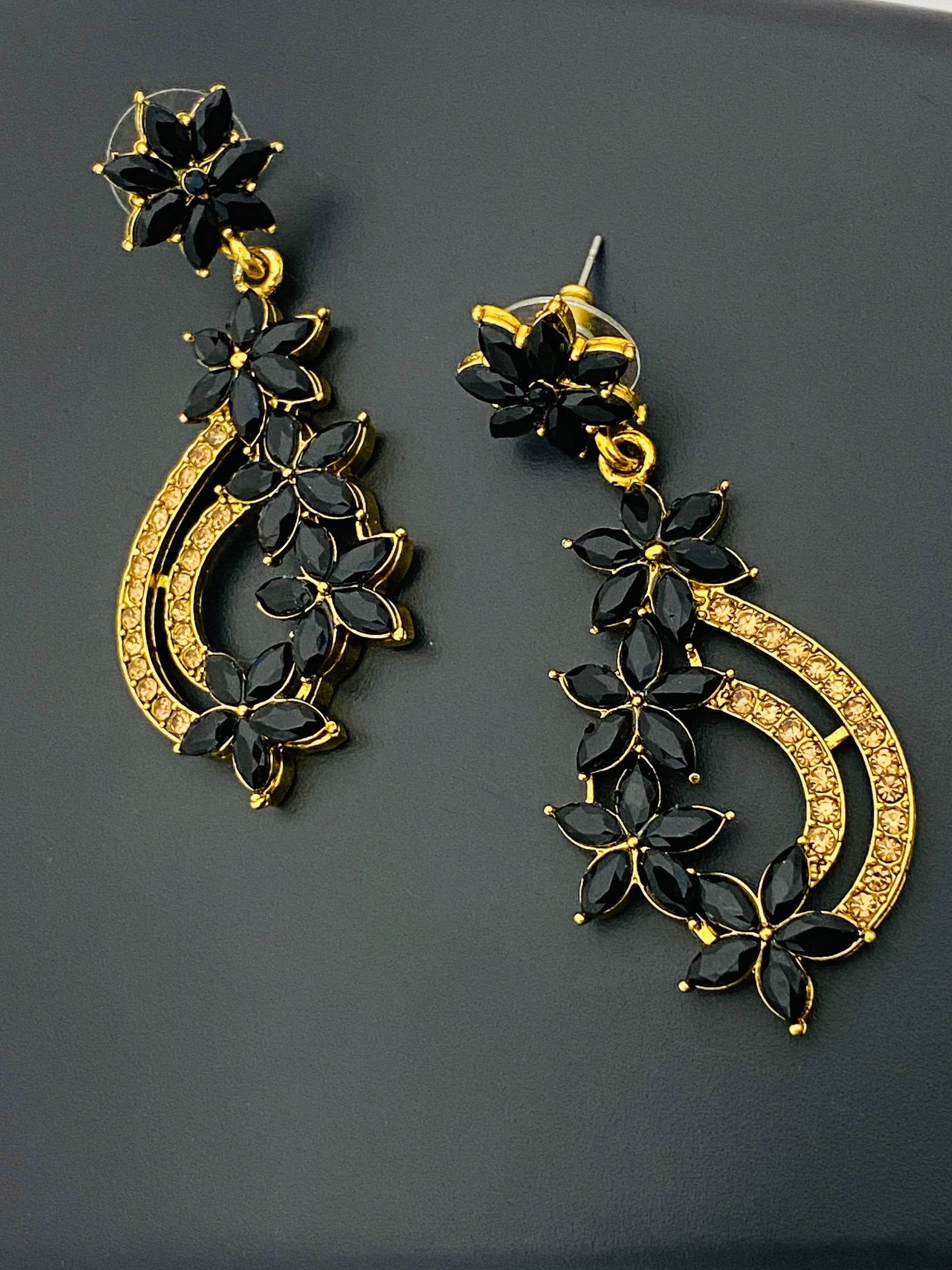 Gorgeous Antique Designer Danglers Earrings In USA