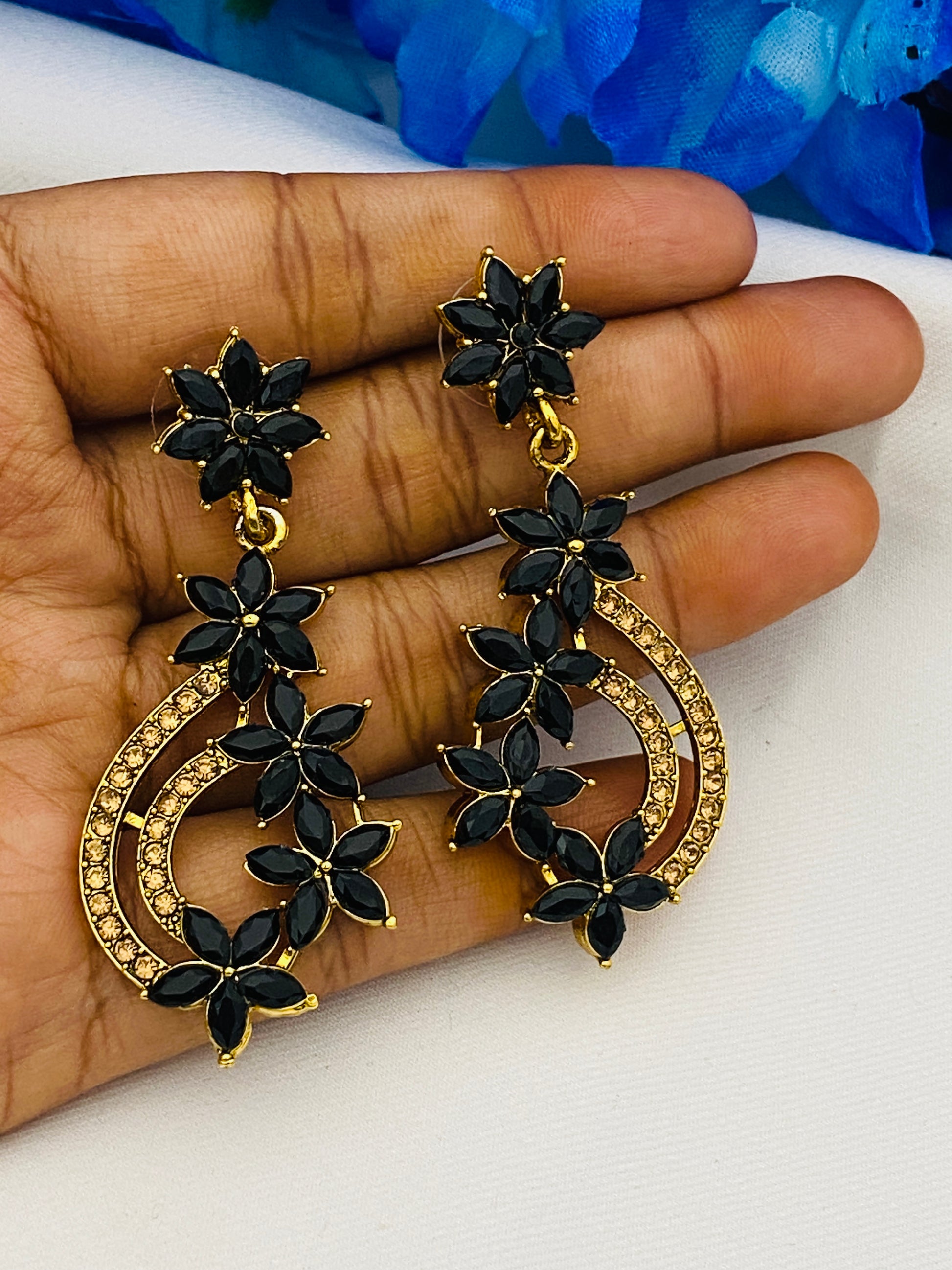 Gorgeous Antique  Gold Drops Danglers Earring Near Me