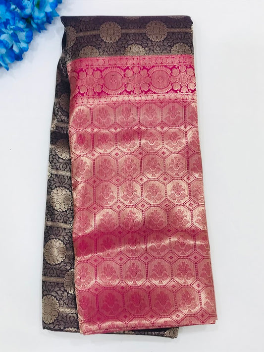 Attractive Grey Color Soft Silk Saree With Contrast Pink Bordered For Women