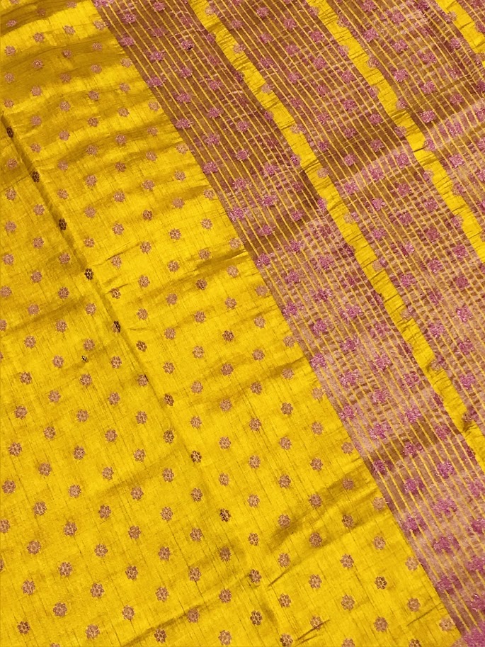 Pink Color Line Designed Bordered Saree In Cotton Wood