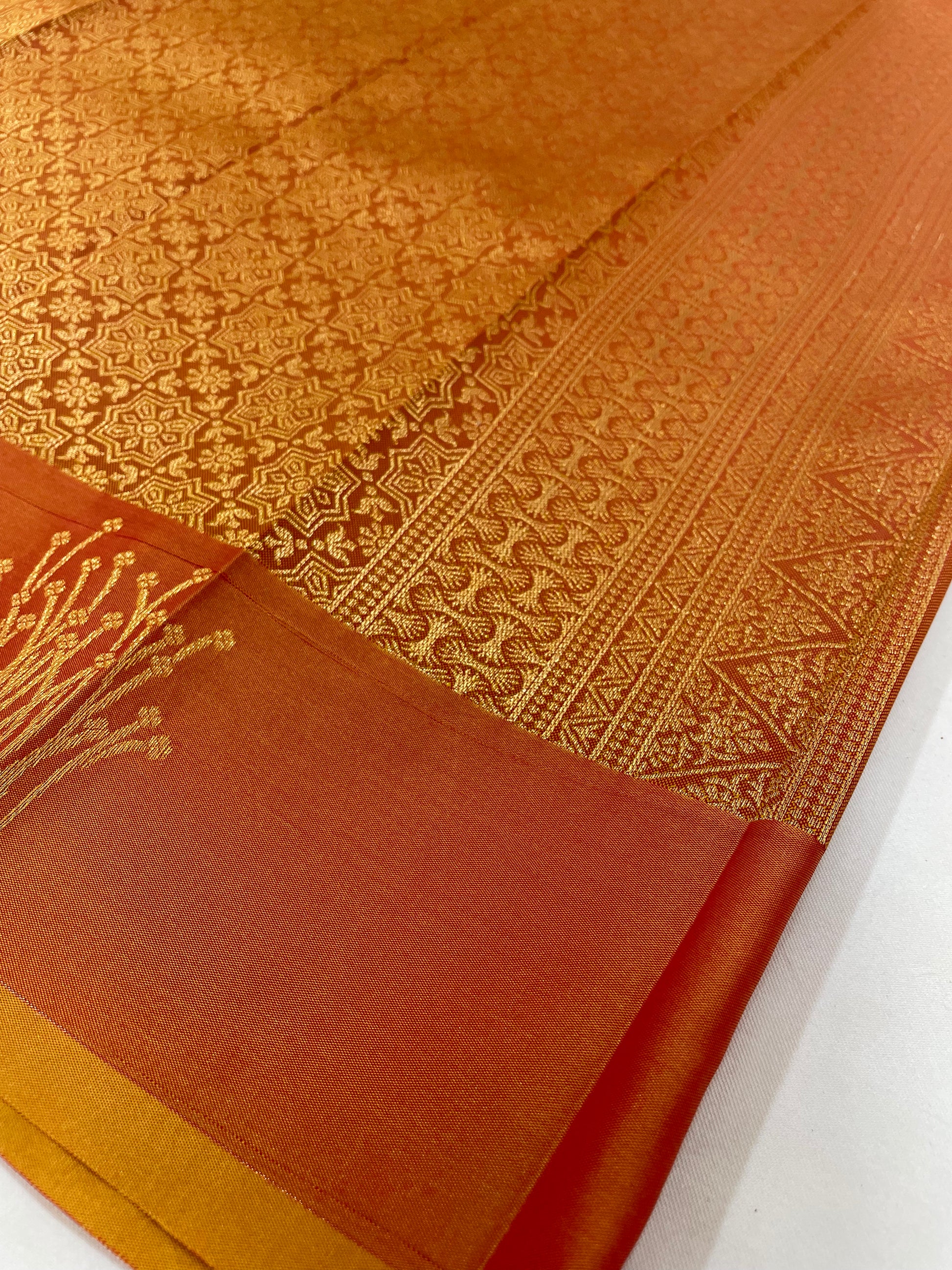 Golden Zari Border Soft Silk Saree In Suncitty