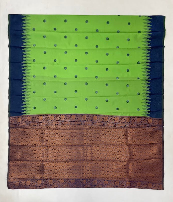 Light Green Color Floral Motifs Pure Kanchi Silk Saree In Yuma