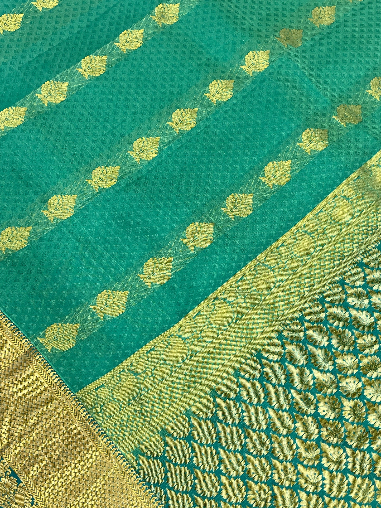 Green Color Pure Kanchi Silk With Gold Zari Work Saree In Chandler